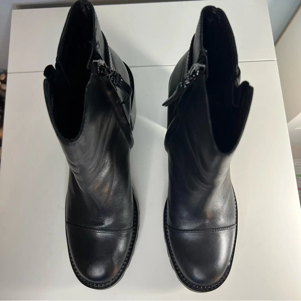 Sam Edelman Shania Bootie - Picture 9 of 13